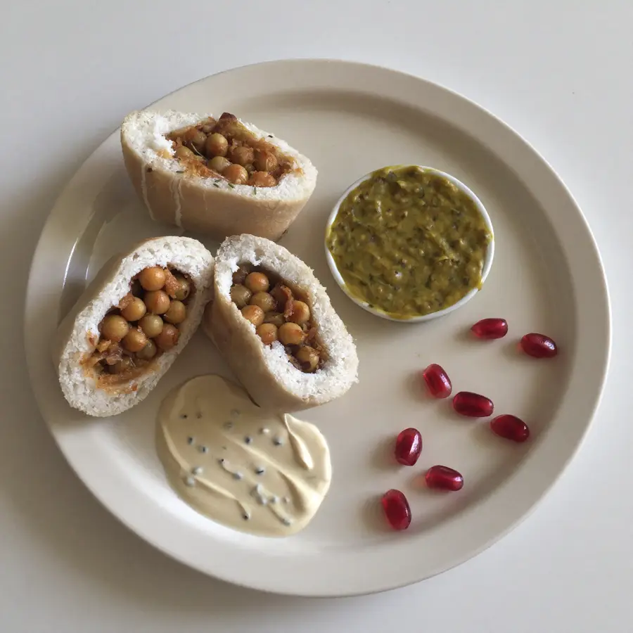 Sev Puri Bharwa Gol Gappe (inside view) – pure veg from Mohit Bakery