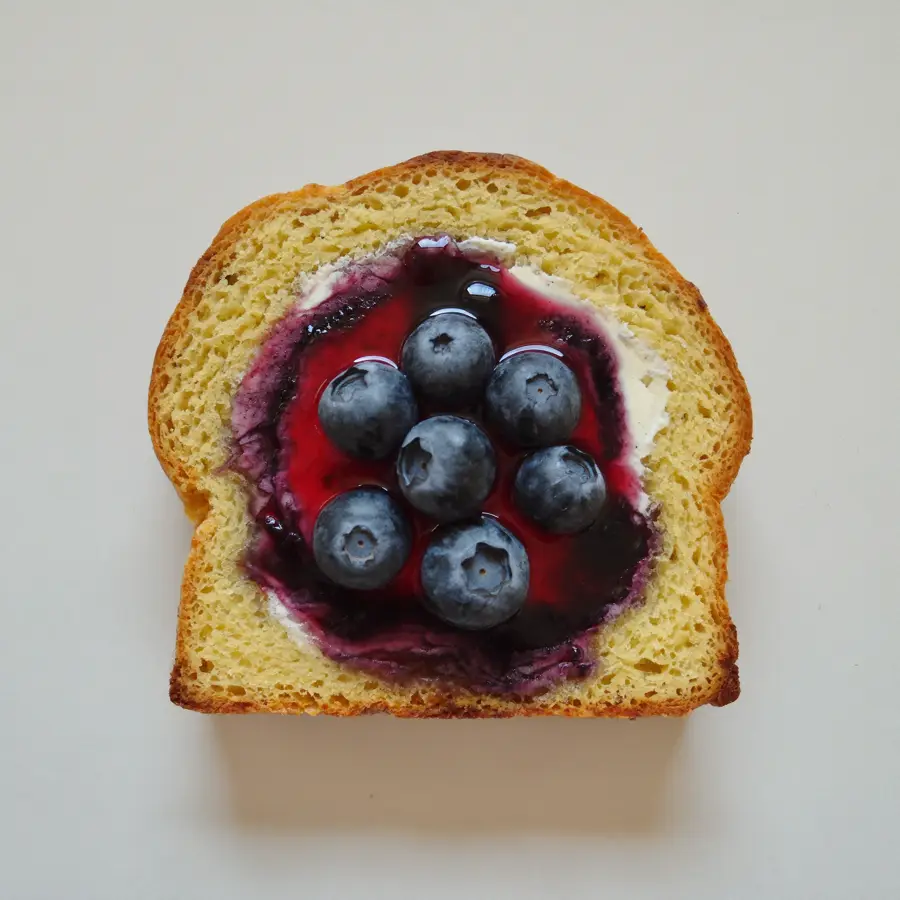 Blueberry Pastry (top view) – eggless pastry from Mohit Bakery