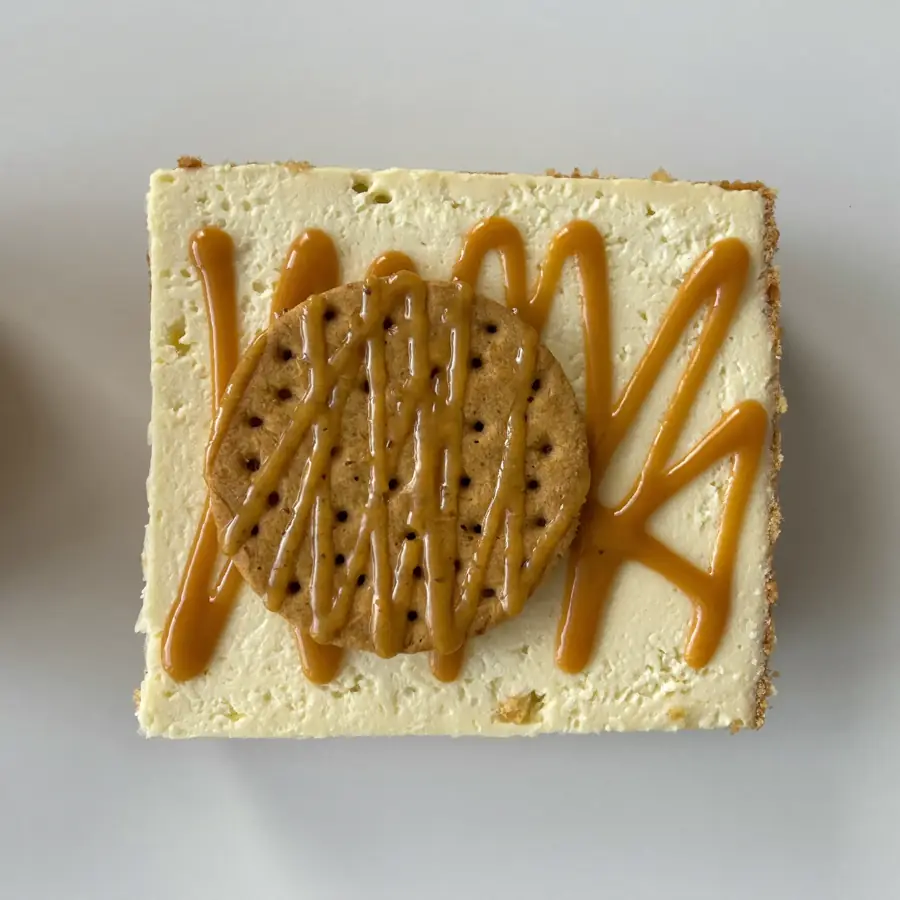 Cheese Cake Biscoff (top view) – eggless cake from Mohit Bakery