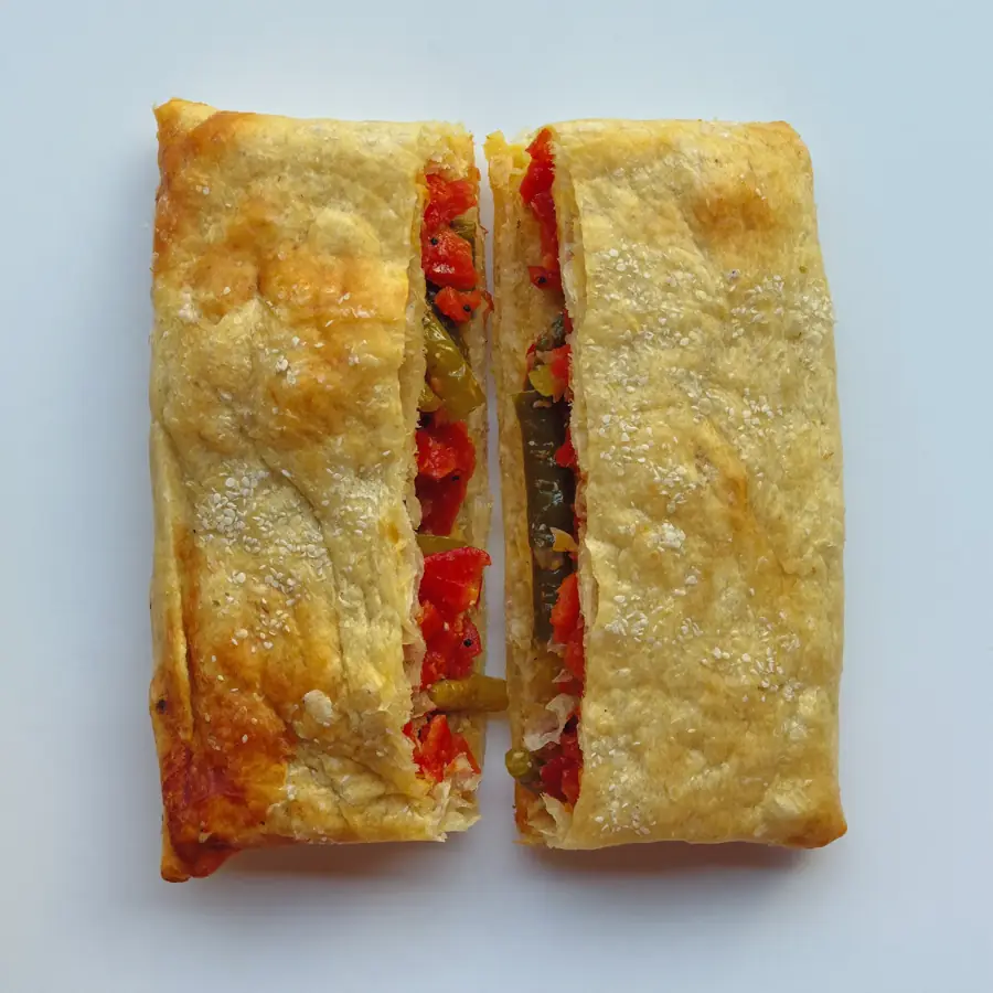 Chilly Paneer Patty (top view) – pure veg from Mohit Bakery