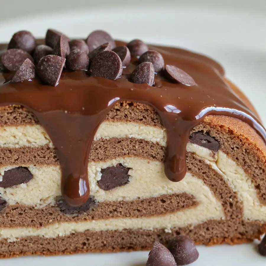 Dark Choco Chip Pastry (close up view) – eggless pastry from Mohit Bakery