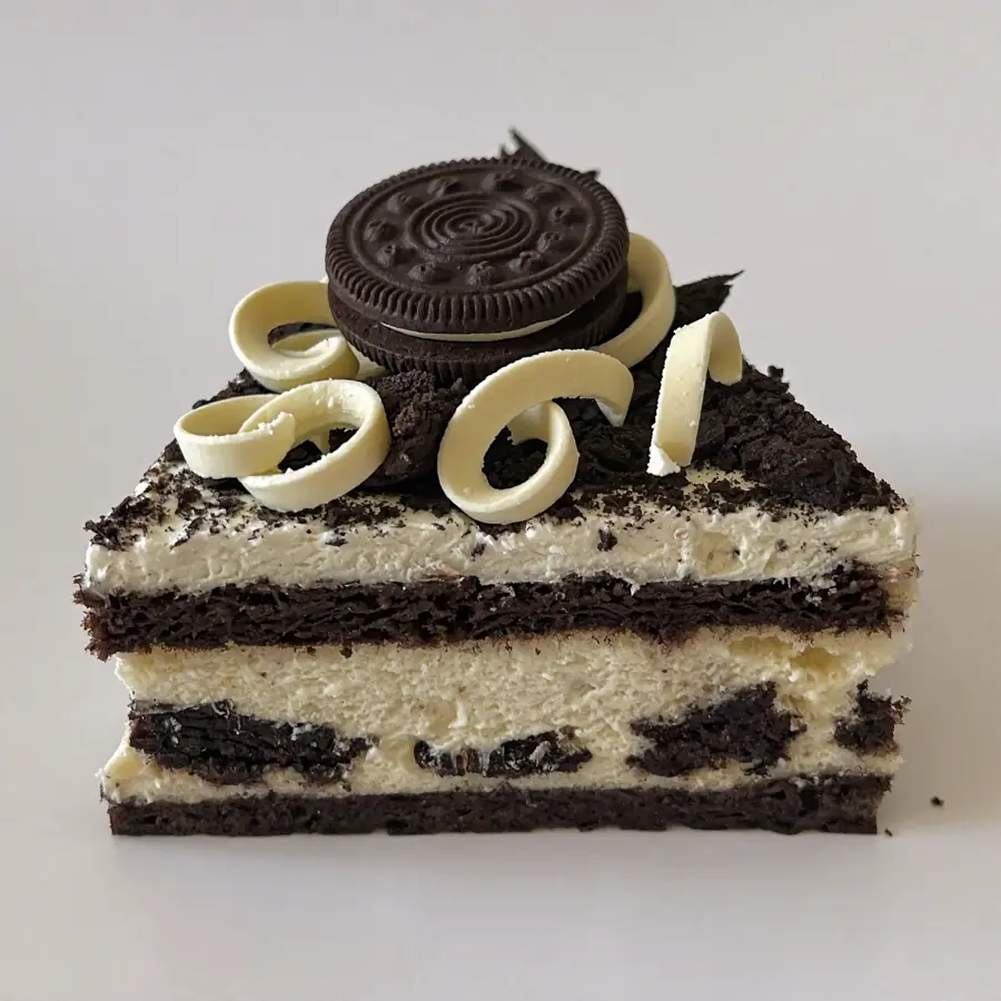 Choco Oreo / White Forest Pastry (front view) – eggless pastry from Mohit Bakery