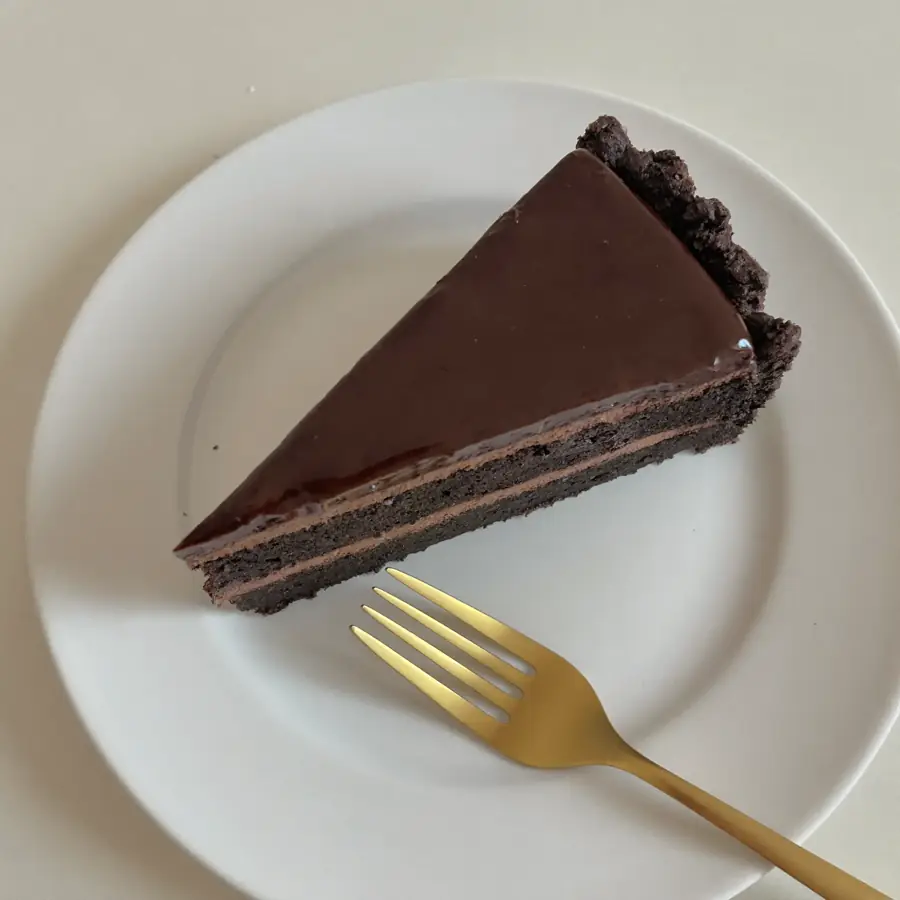 Chocolate Truffle Pastry (top view) – eggless pastry from Mohit Bakery