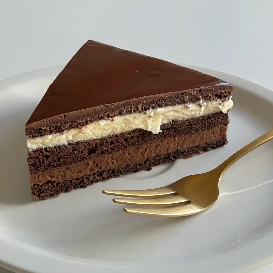 Chocolate Truffle Pastry (inside view) – eggless pastry from Mohit Bakery