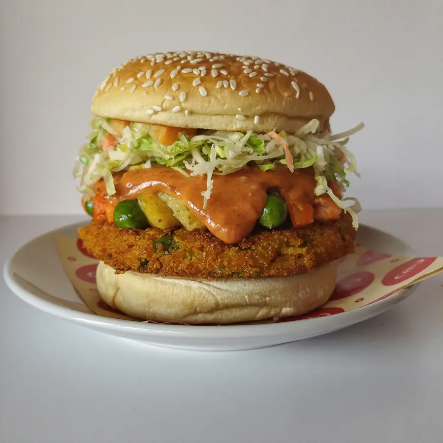 Crispy & Spicy Paneer Burger (front view) – pure veg from Mohit Bakery