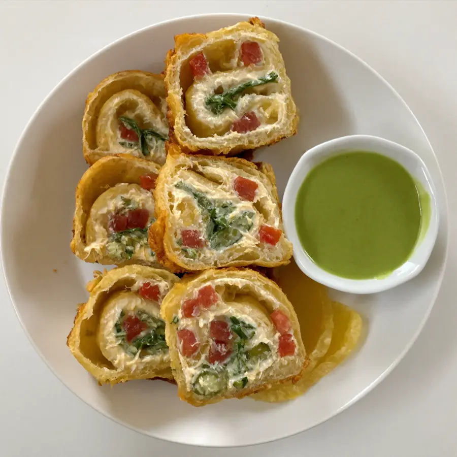Dahi ke Shole (front view) – pure veg from Mohit Bakery