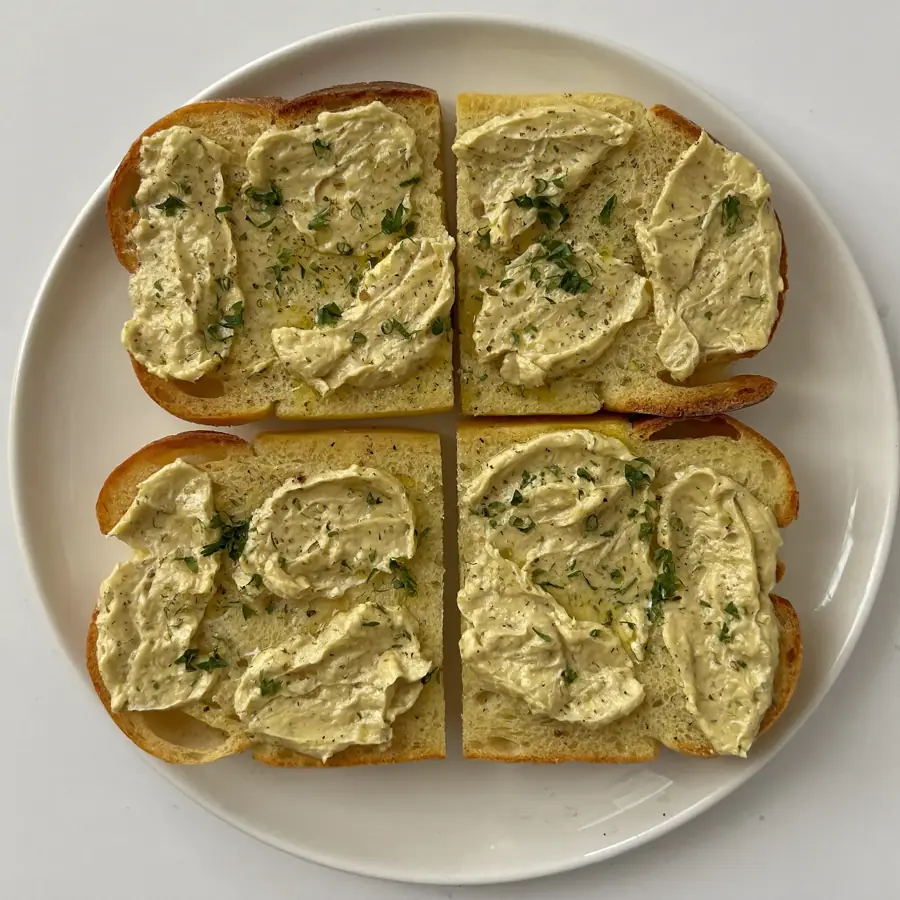 Garlic Bread (top view) – fresh eggless bread from Mohit Bakery