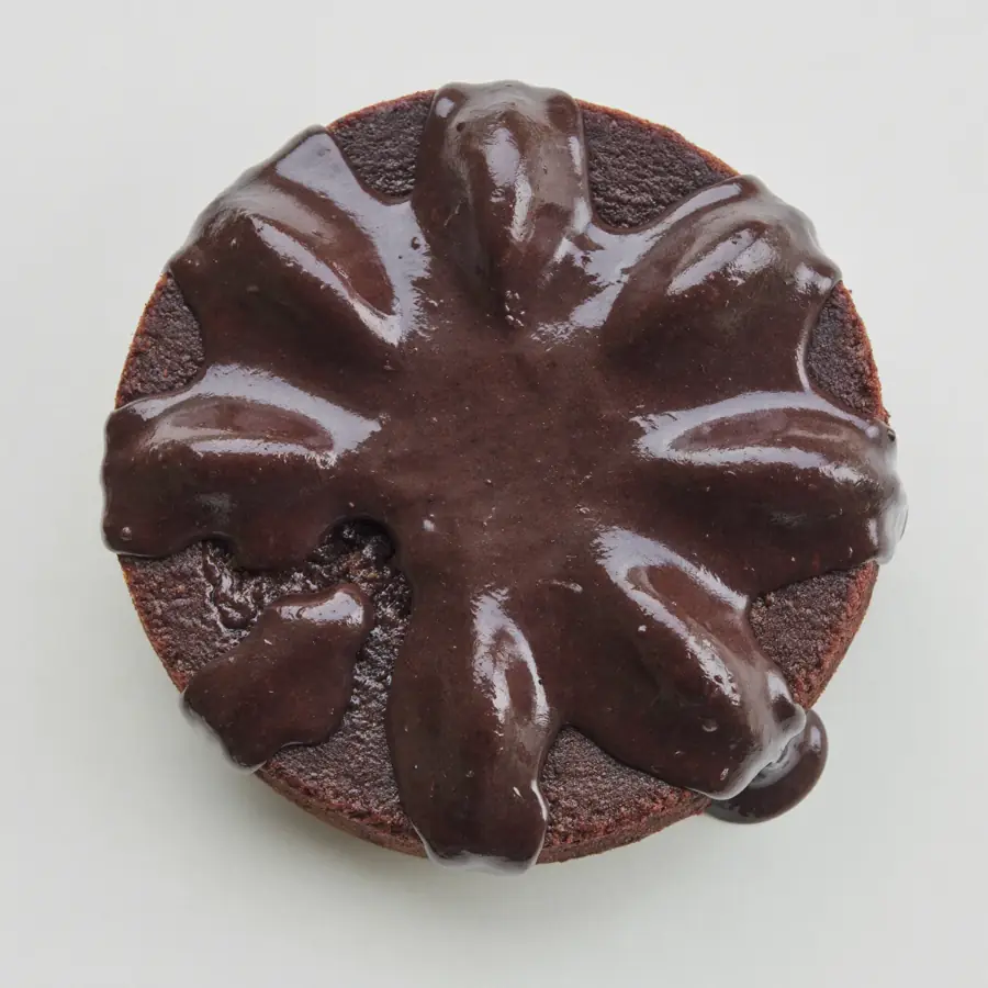 Mud Chocolate Cake (top view) – eggless cake from Mohit Bakery