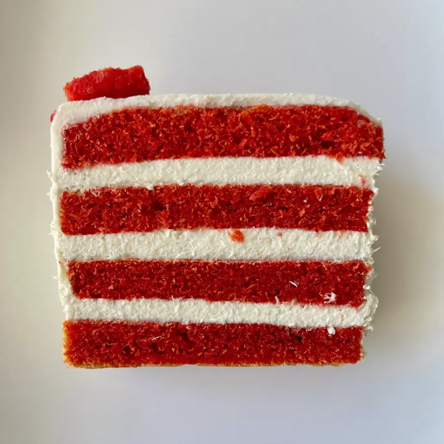Red Velvet Pastry (front view) – eggless pastry from Mohit Bakery