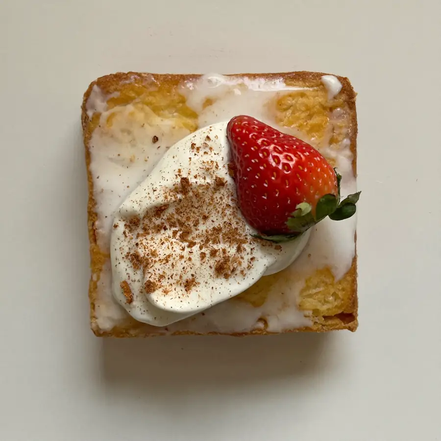 Tres Leches Pastry (top view) – eggless pastry from Mohit Bakery