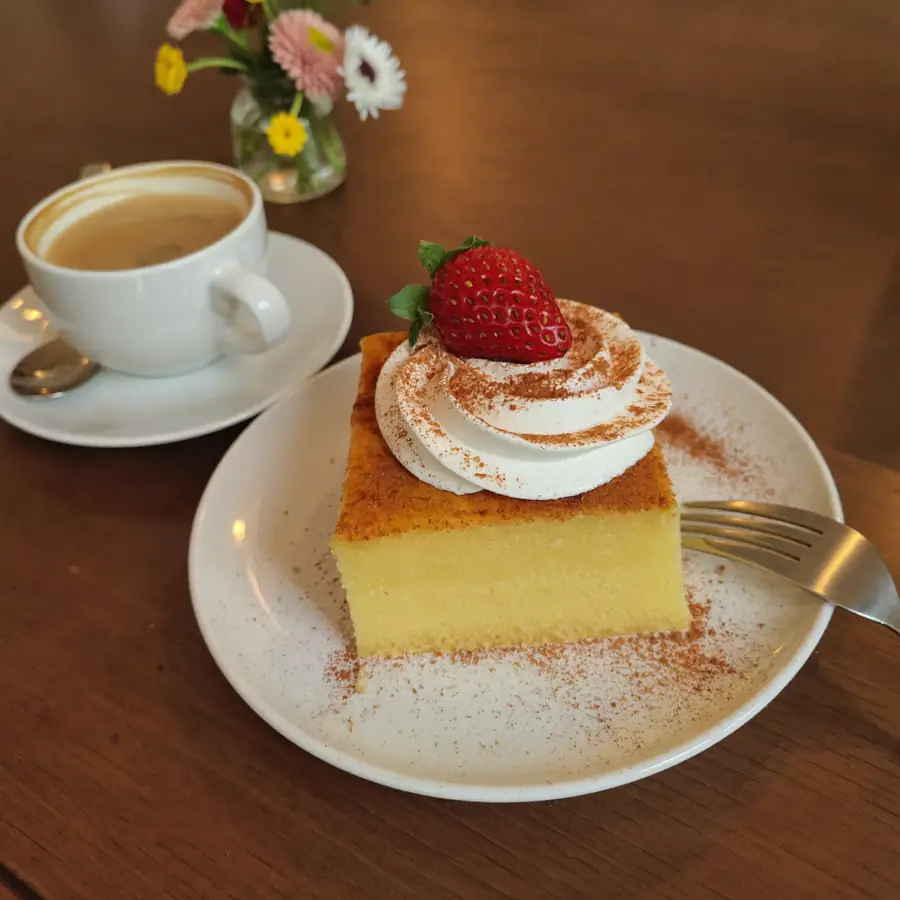 Tres Leches Pastry (served view) – eggless pastry from Mohit Bakery