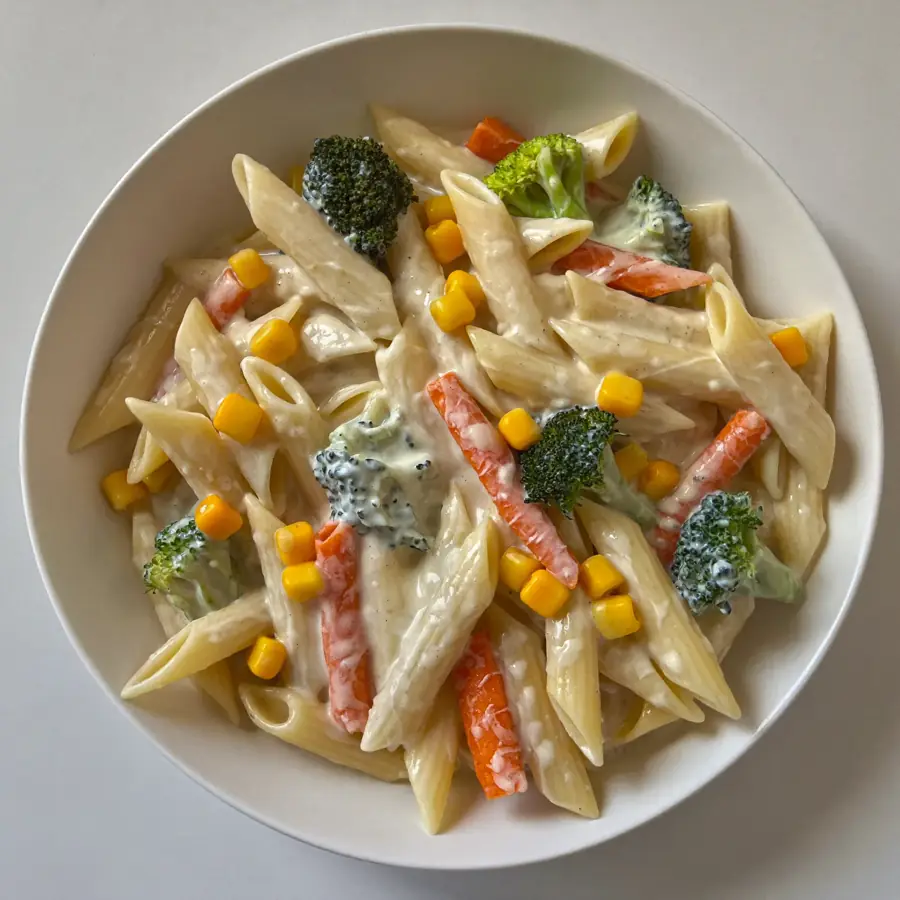 Veg Alfredo Penne Pasta (front view) – pure veg from Mohit Bakery