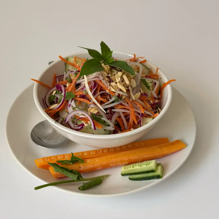 Vegan Thai Salad (inside view) – pure veg from Mohit Bakery